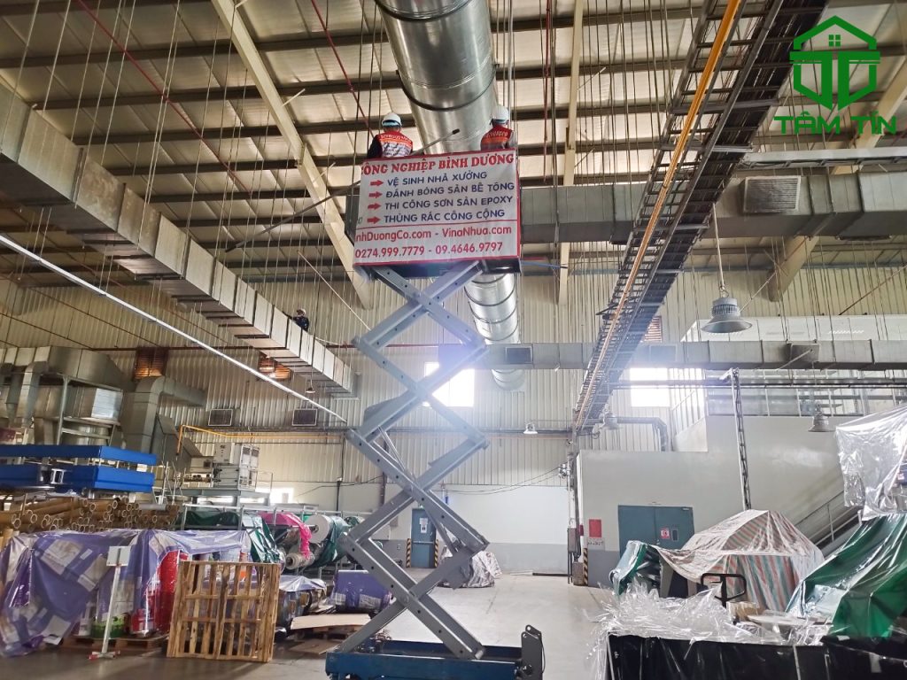 Quét Mạng Nhện